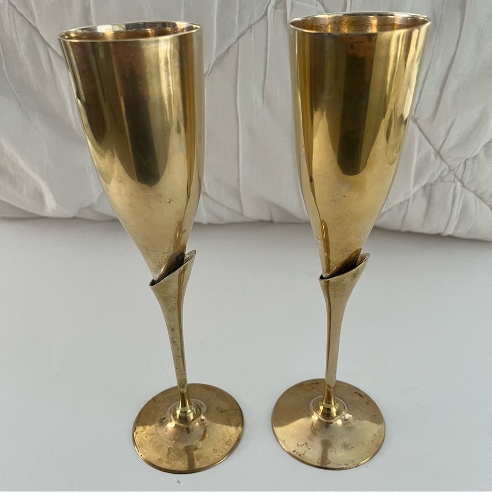 2 Vintage Brass Champagne Flutes Tulip Style Made In India 9.25”.
